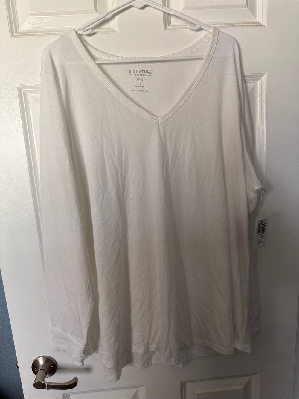 Torrid Bright White V-Neck Long Sleeve Top